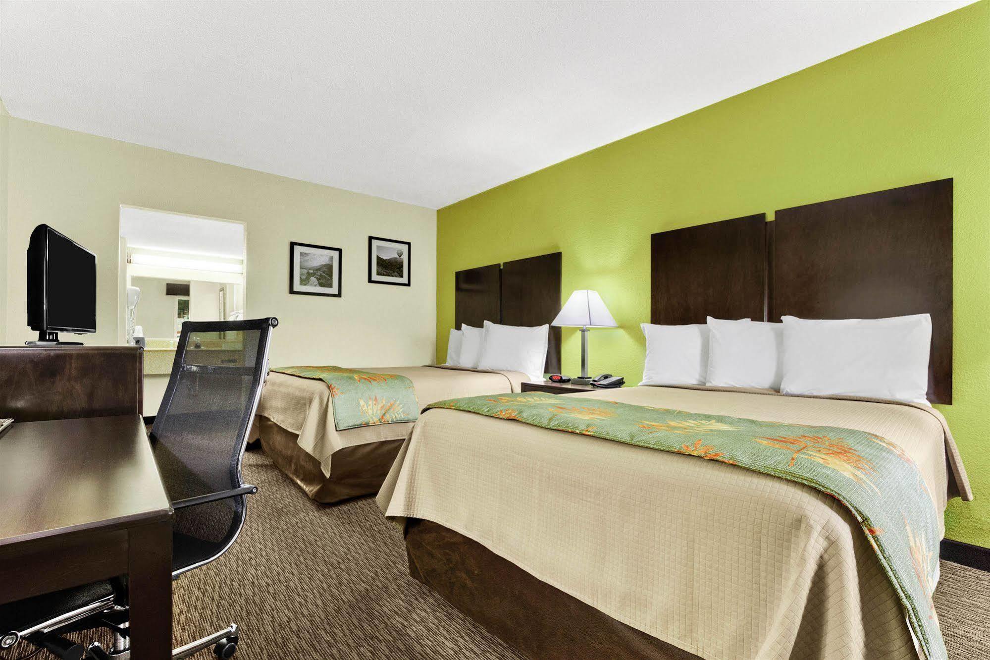 Quality Inn Asheville Downtown Tunnel Rd Zewnętrze zdjęcie